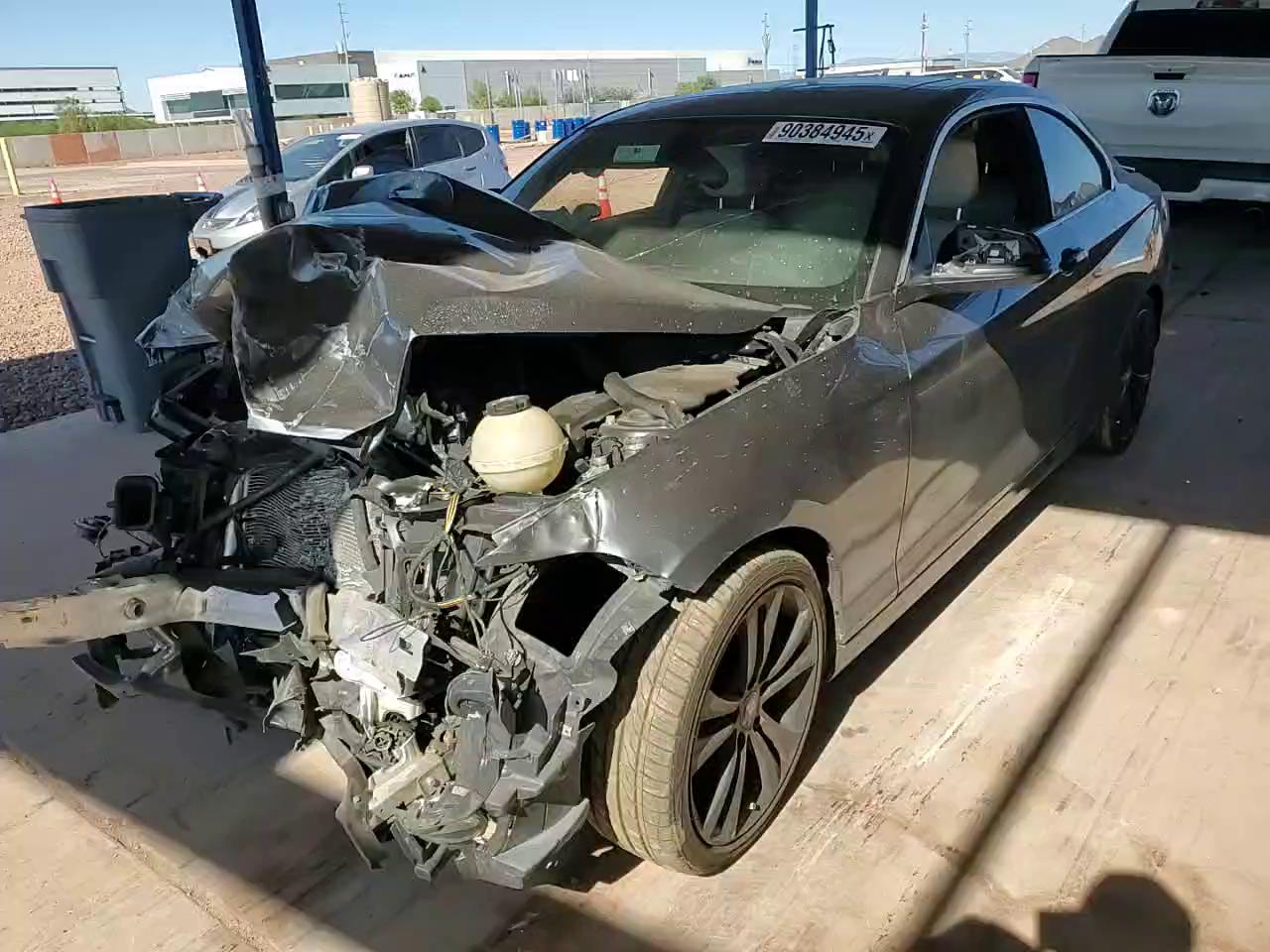 Фото: WBA1F5C5XEV255284