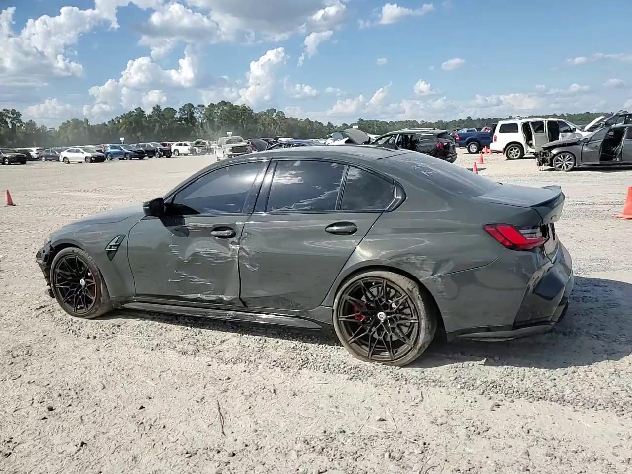 Фото: WBS43AY03RFR65599