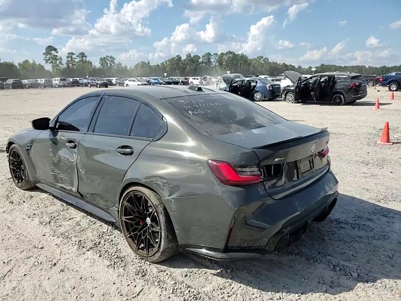 Фото: WBS43AY03RFR65599