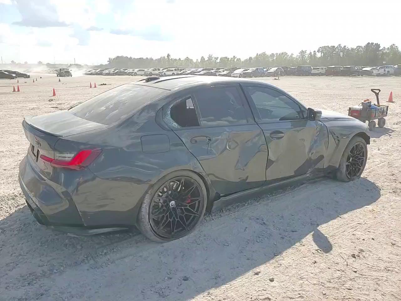 Фото: WBS43AY03RFR65599