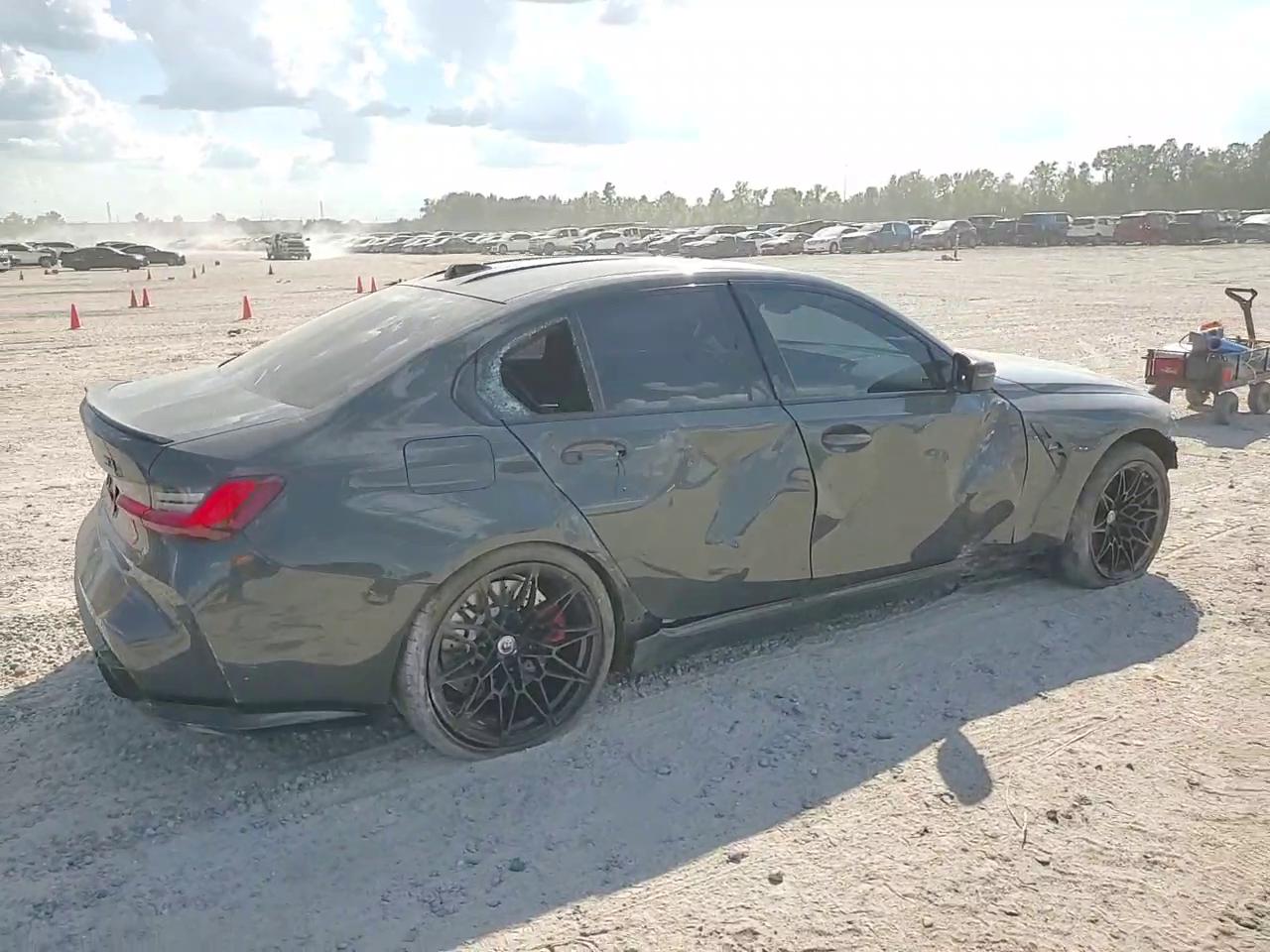 Фото: WBS43AY03RFR65599