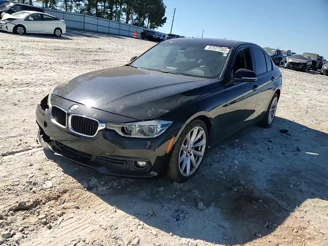 Фото: WBA8E1G59JNU93383