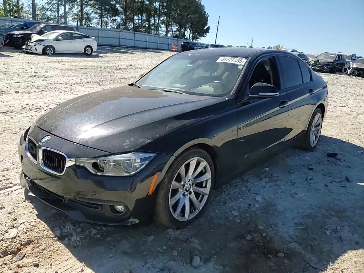 Фото: WBA8E1G59JNU93383