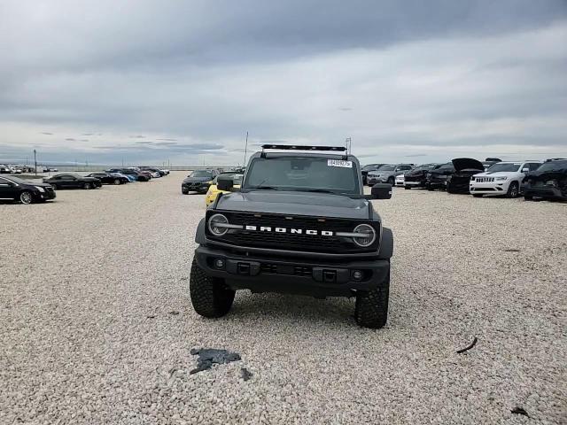 2022 Ford Bronco Base VIN: 1FMEE5DP5NLB82310 Lot: 84939275