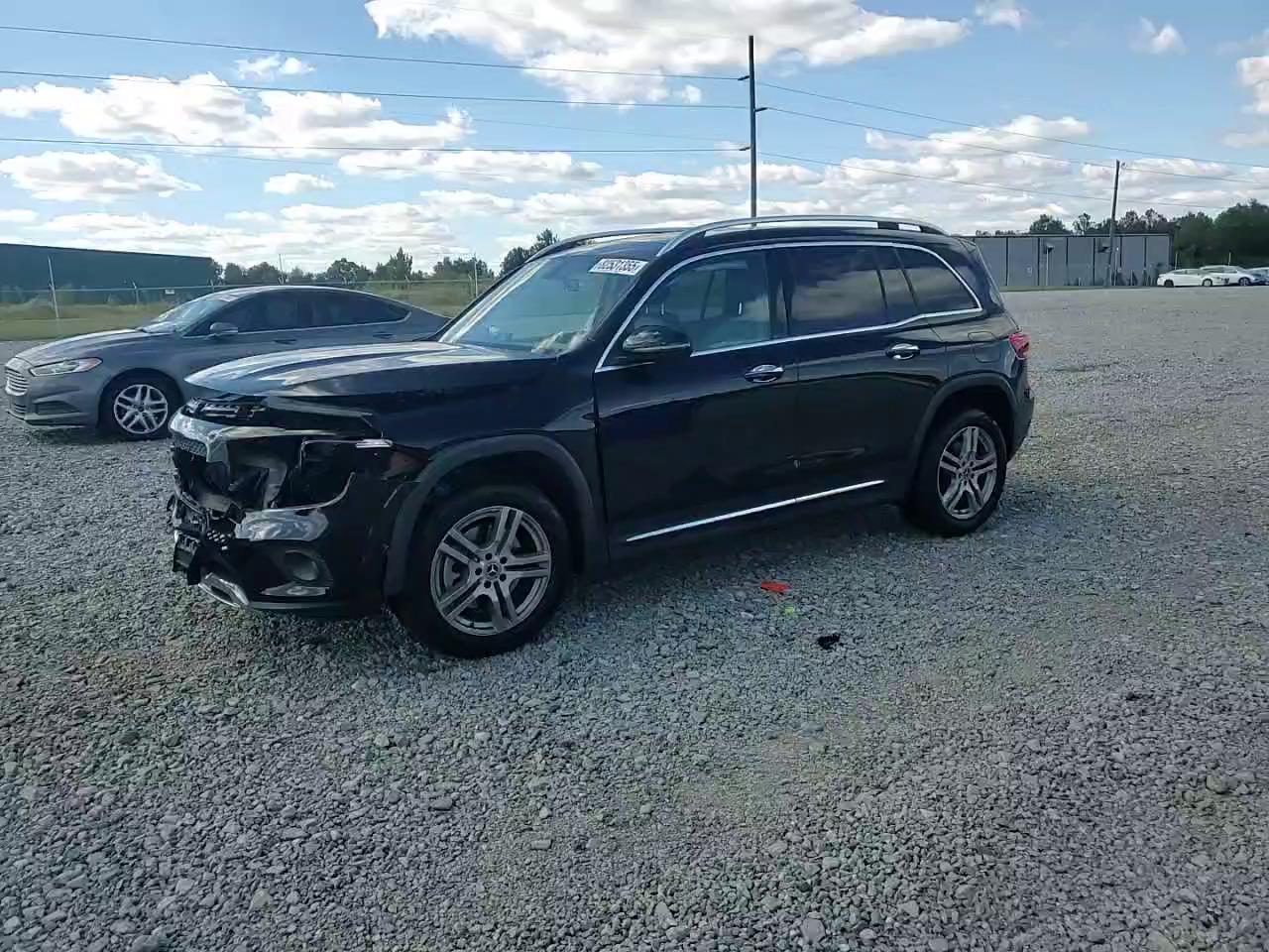 Фото: W1N4M4HB1LW033649