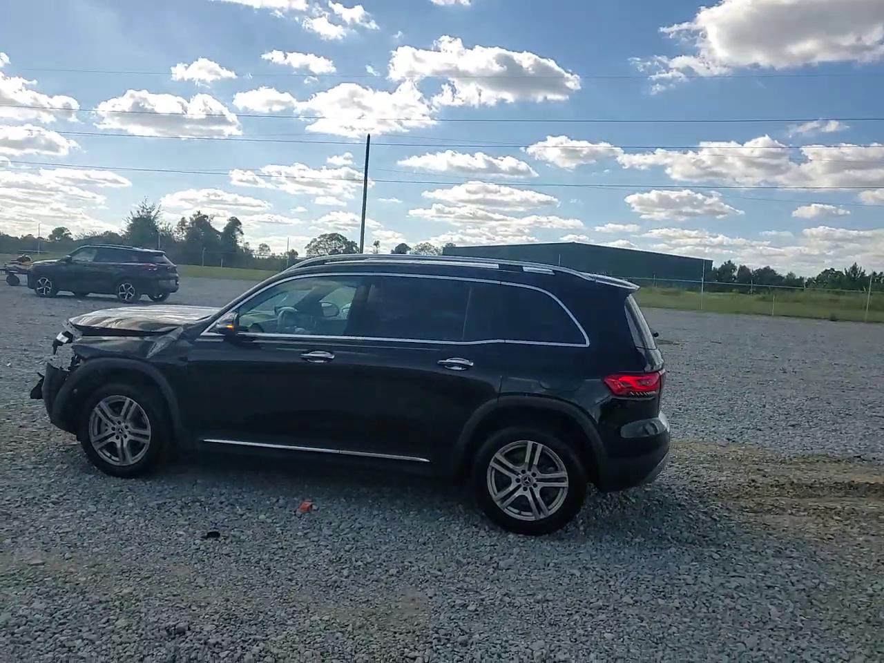 Фото: W1N4M4HB1LW033649