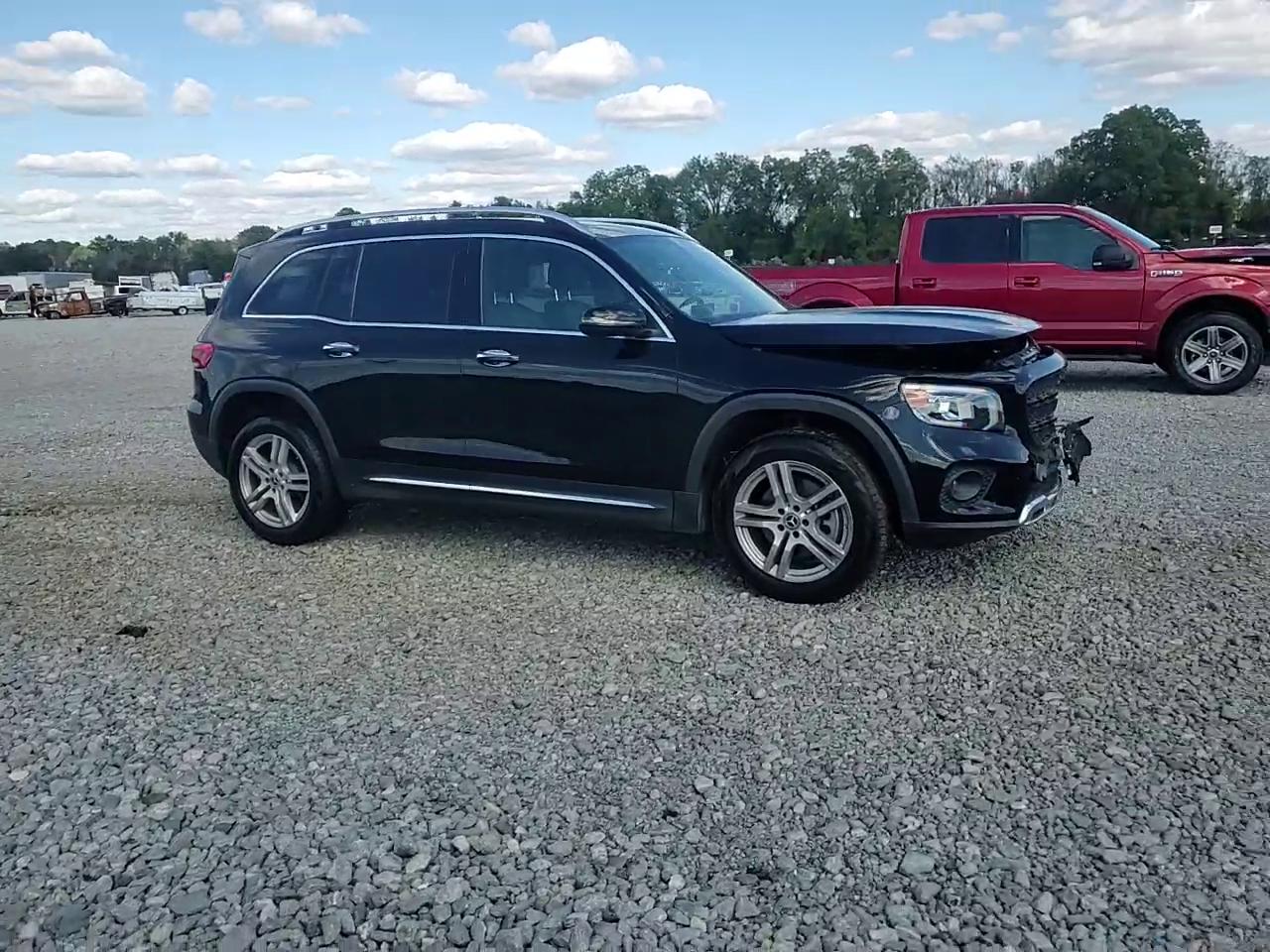 Фото: W1N4M4HB1LW033649