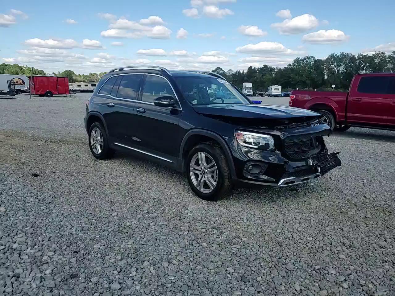 Фото: W1N4M4HB1LW033649