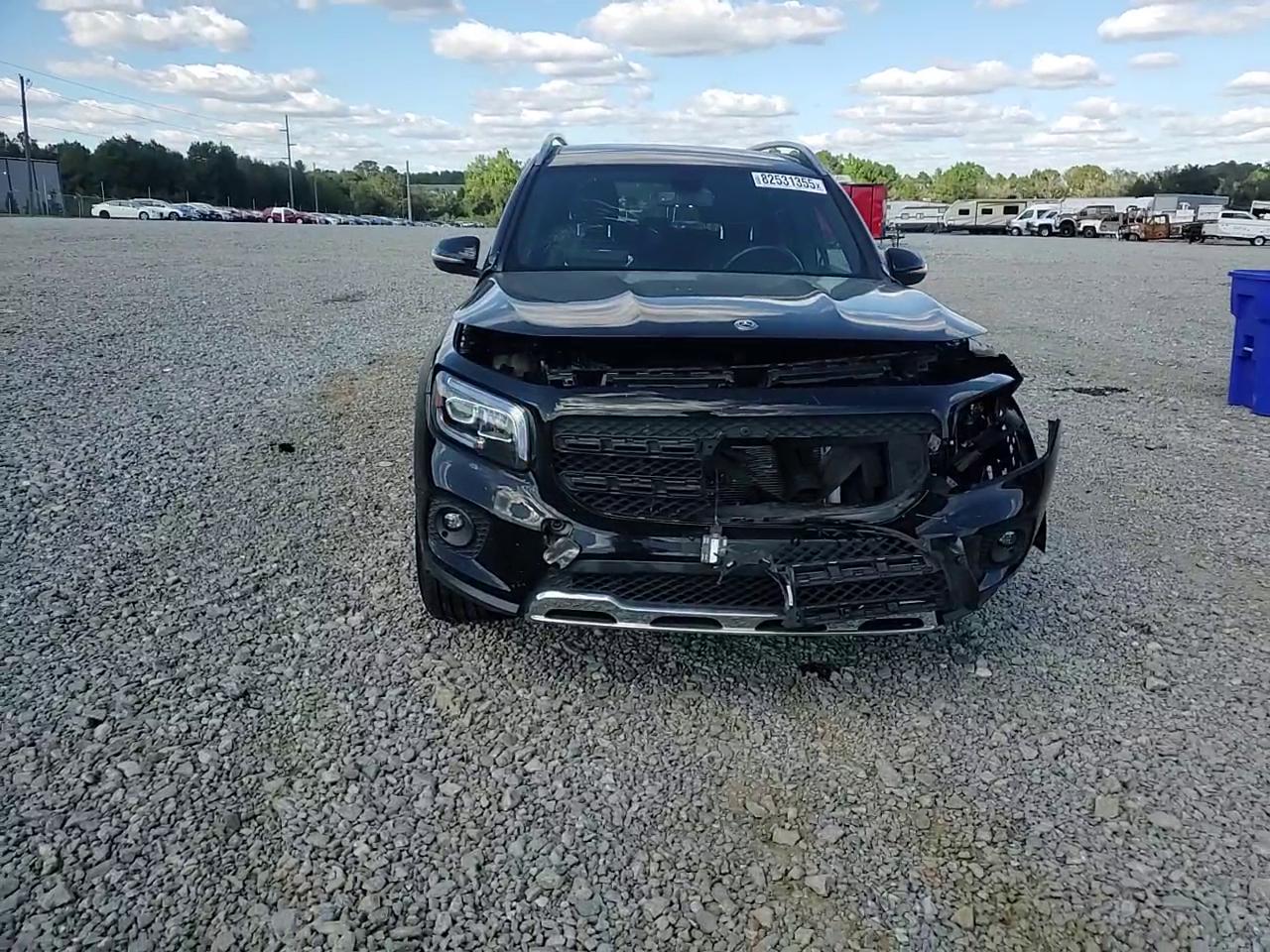 Фото: W1N4M4HB1LW033649