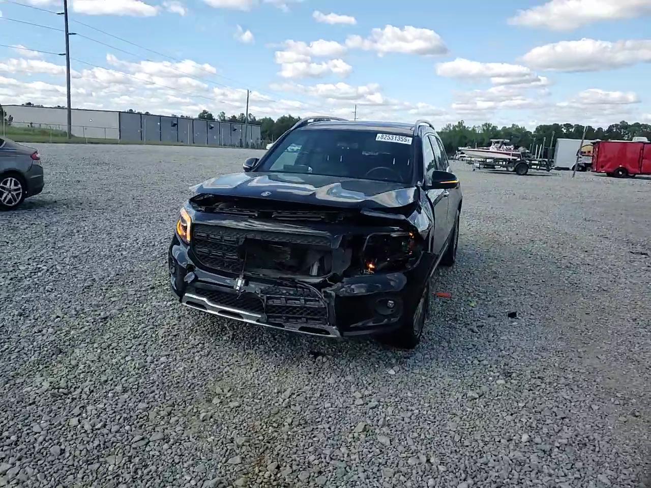 Фото: W1N4M4HB1LW033649