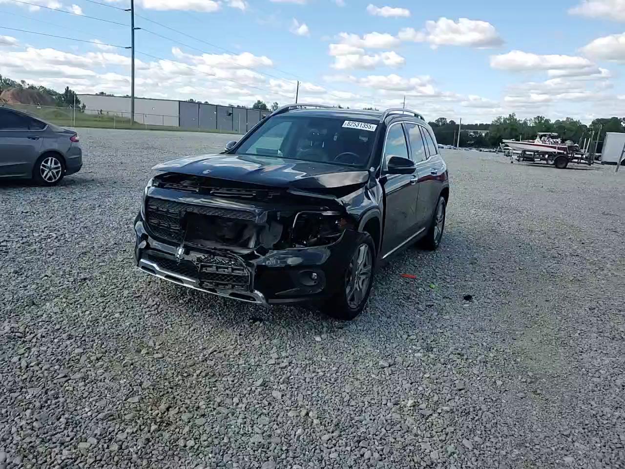 Фото: W1N4M4HB1LW033649