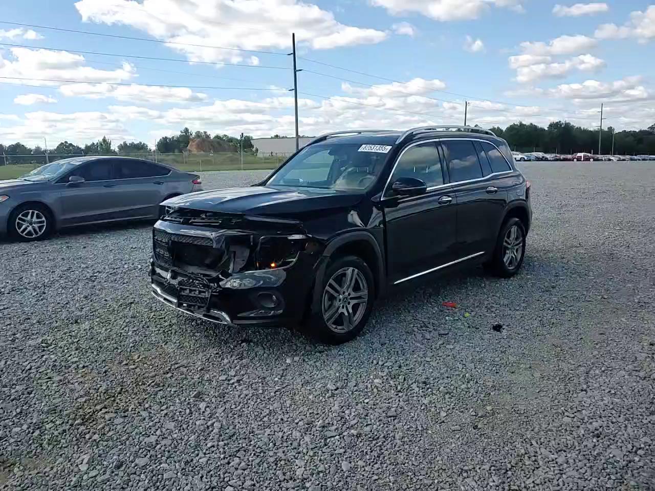 Фото: W1N4M4HB1LW033649