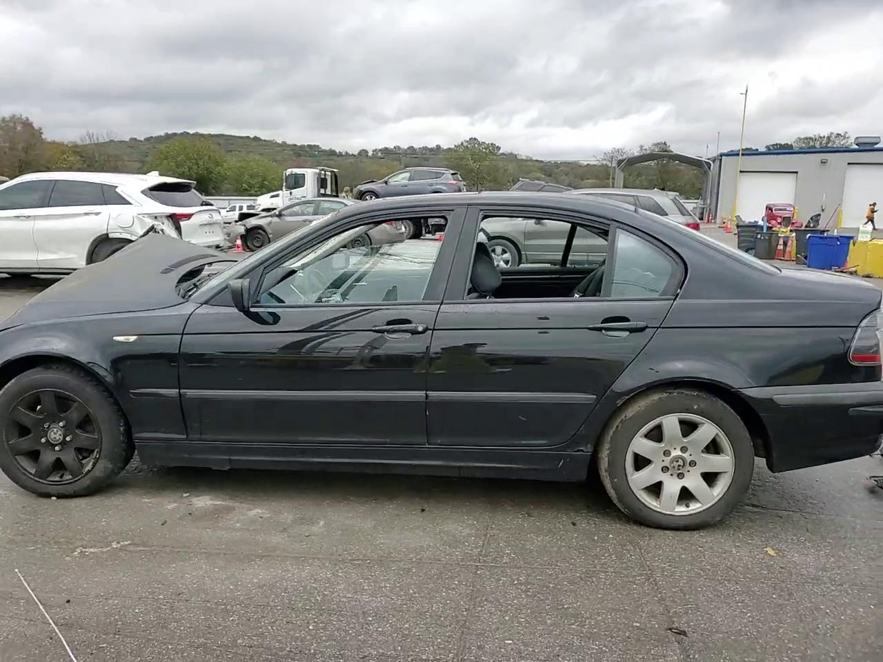 Фото: WBAEV33442KL71562