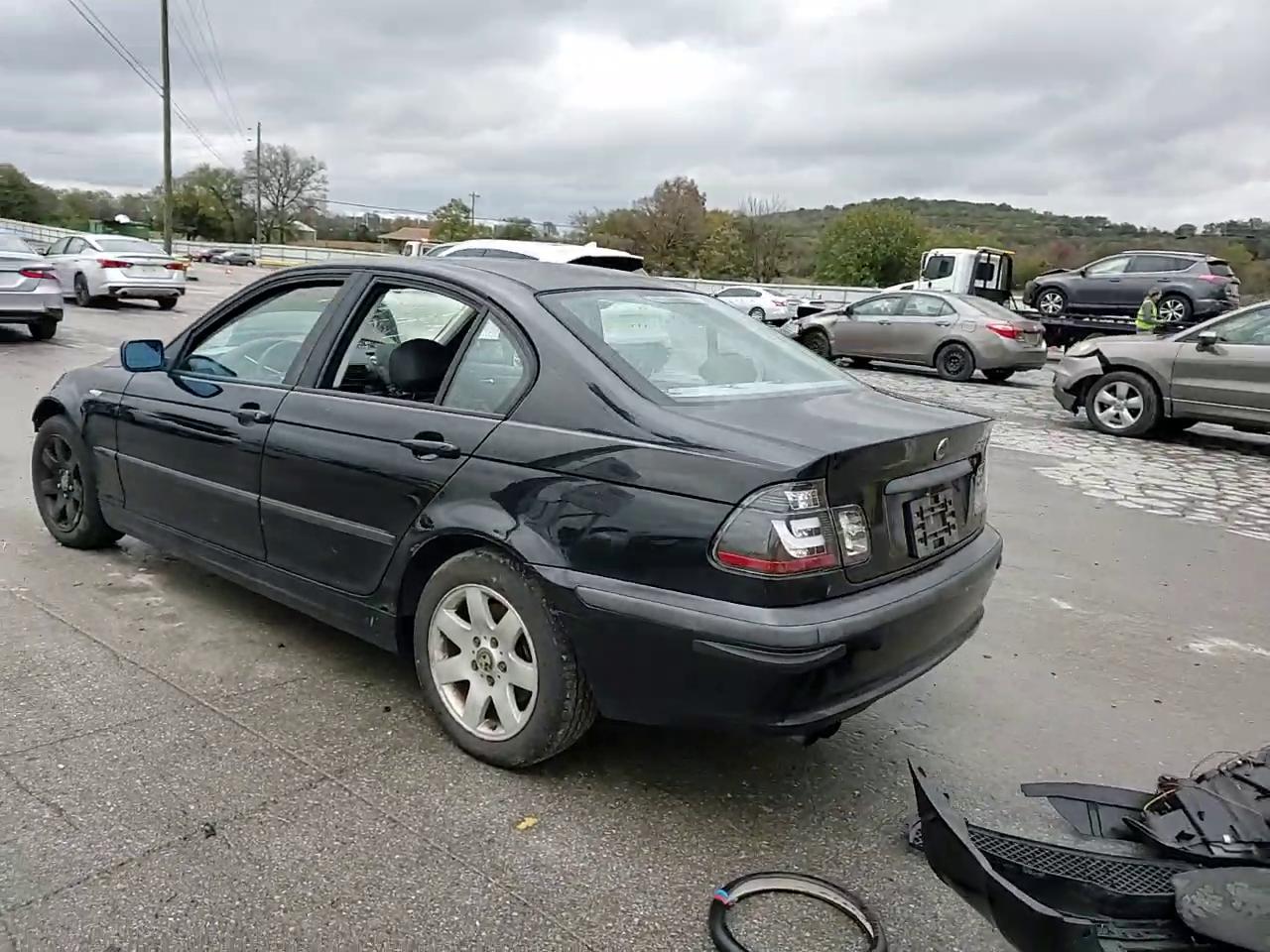 Фото: WBAEV33442KL71562