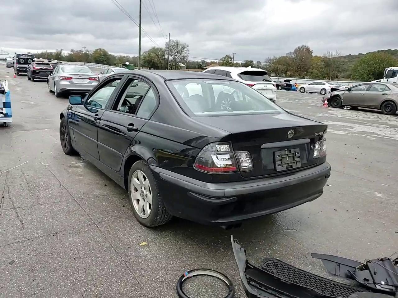 Фото: WBAEV33442KL71562