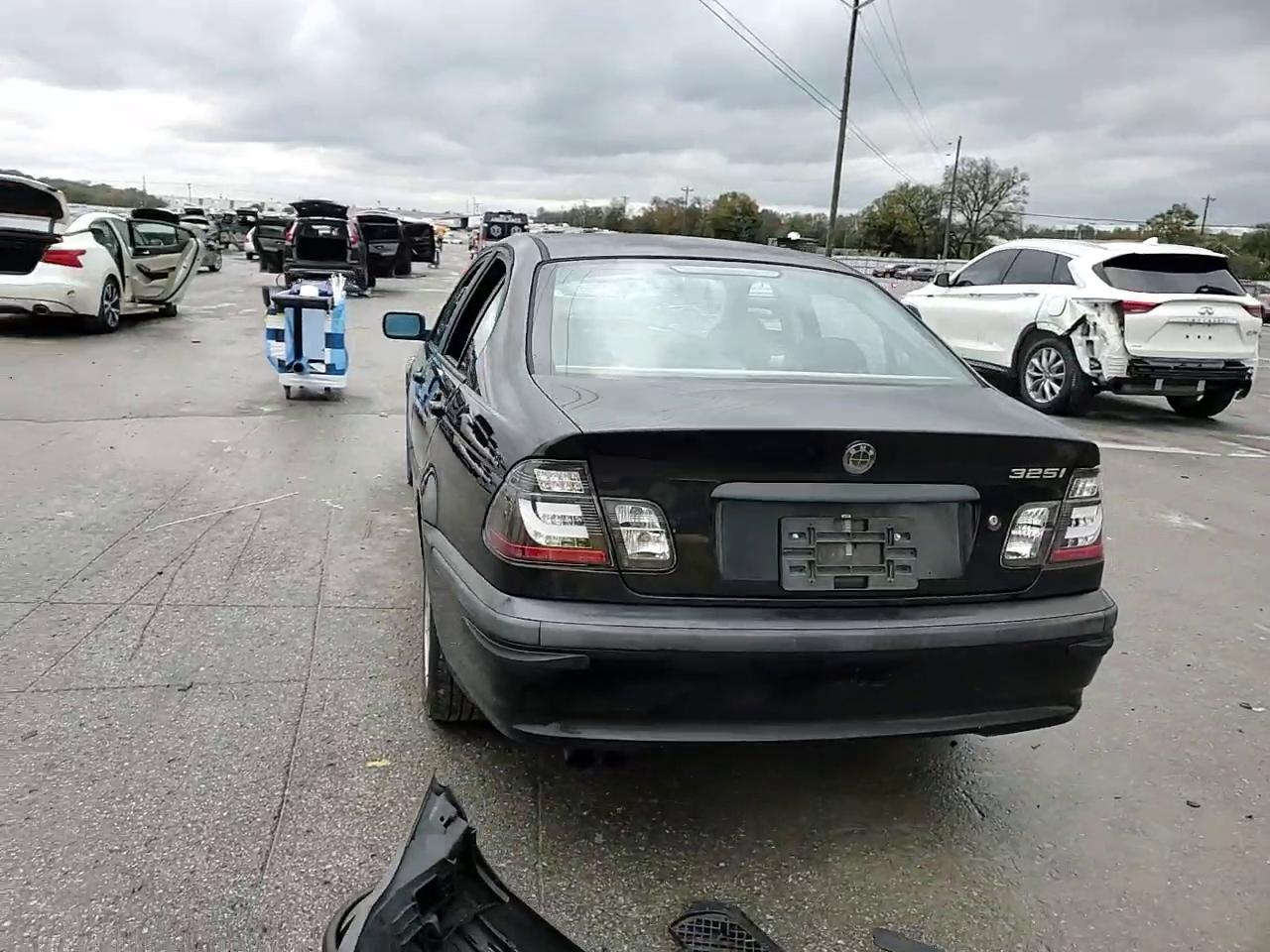 Фото: WBAEV33442KL71562