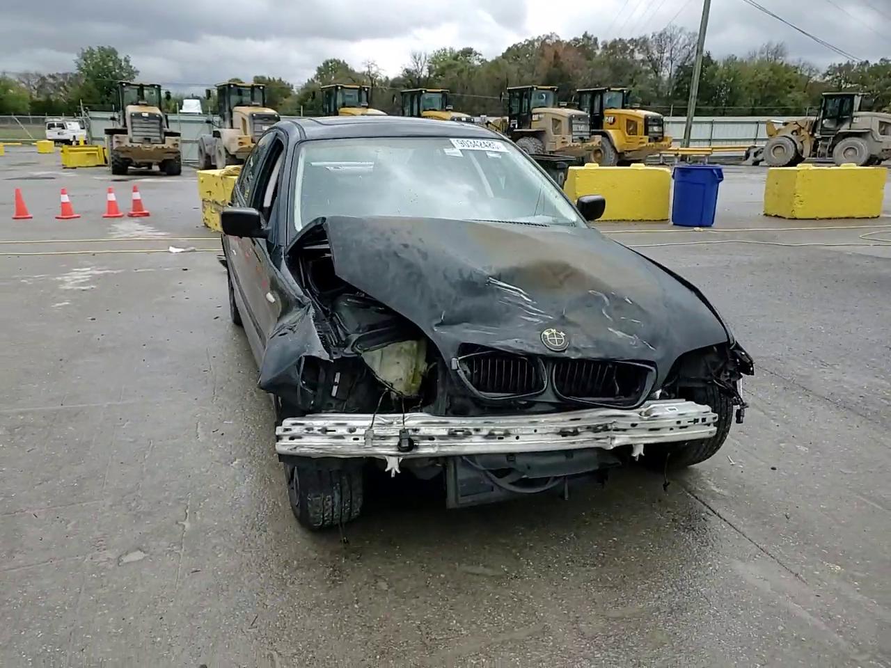 Фото: WBAEV33442KL71562