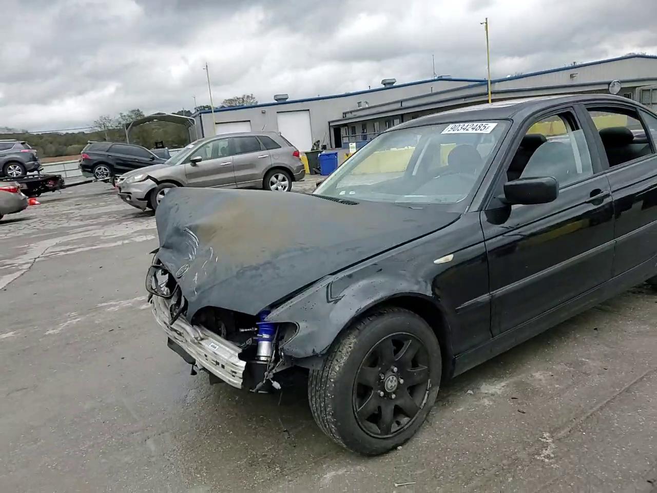 Фото: WBAEV33442KL71562