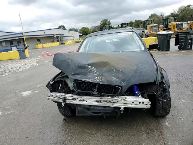 2002 BMW 325 I VIN: WBAEV33442KL71562 Lot: 90342485