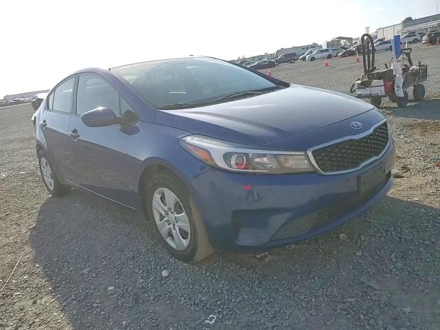 2018 Kia Forte Lx VIN: 3KPFK4A76JE212143 Lot: 82003145