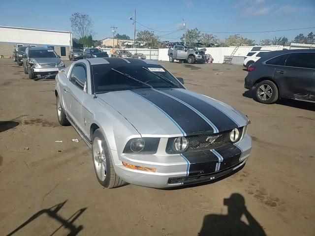 2006 Ford Mustang VIN: 1ZVFT80N265131953 Lot: 82241245