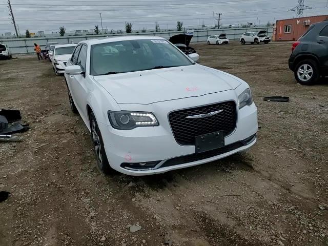 2017 Chrysler 300 S VIN: 2C3CCAGG6HH527002 Lot: 82659385