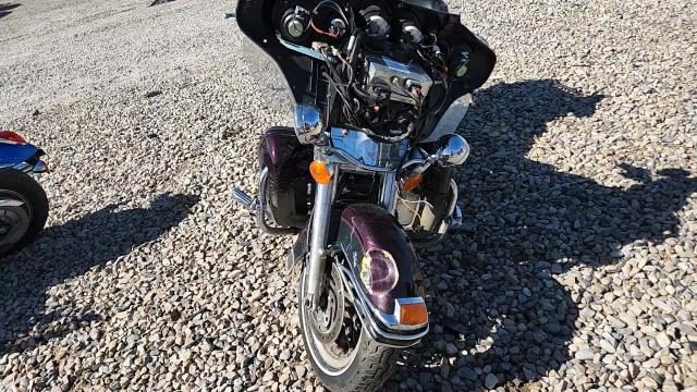 2005 Harley-Davidson Flhtcui VIN: 1HD1FCW165Y646381 Lot: 82295115