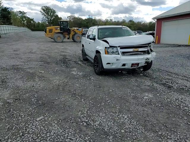 2009 Chevrolet Avalanche K1500 Ltz VIN: 3GNFK32039G197989 Lot: 82211035