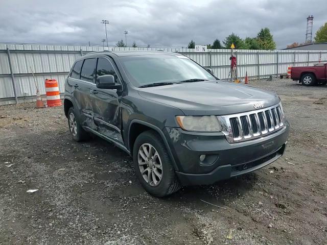 2011 Jeep Grand Cherokee Laredo VIN: 1J4RR4GG4BC673621 Lot: 85725665