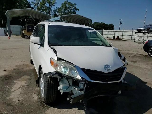 2012 Toyota Sienna Le VIN: 5TDKK3DC9CS227049 Lot: 84749025