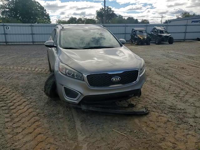 2017 Kia Sorento Lx VIN: 5XYPGDA30HG315753 Lot: 82323925