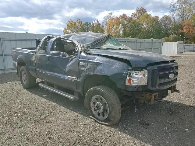 2005 Ford F250 Super Duty VIN: 1FTSX21P45EB61330 Lot: 82688585