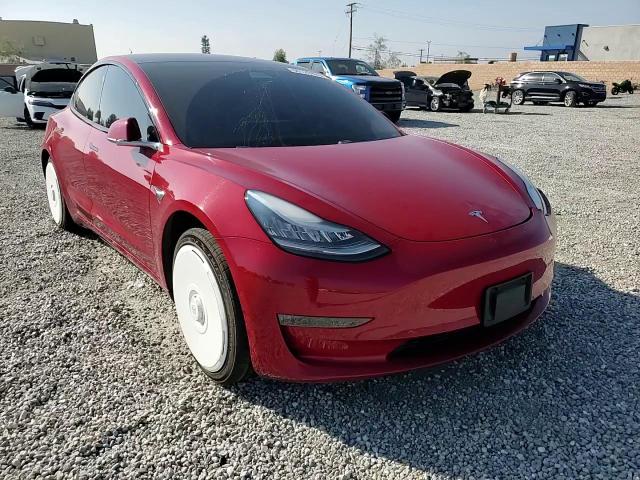 2018 Tesla Model 3 VIN: 5YJ3E1EB1JF135246 Lot: 86125325