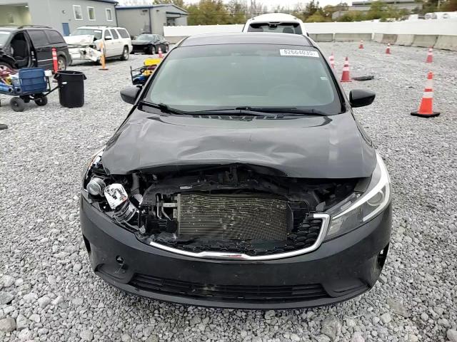 2018 Kia Forte Lx VIN: 3KPFL4A70JE256295 Lot: 82664035
