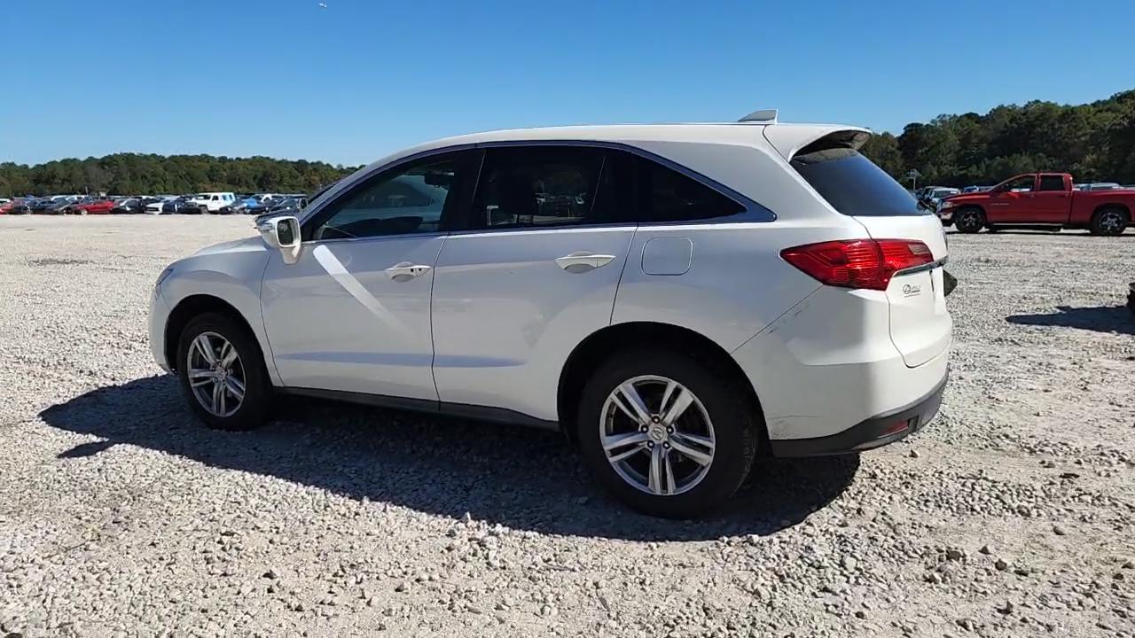 Фото: 5J8TB4H54EL001383