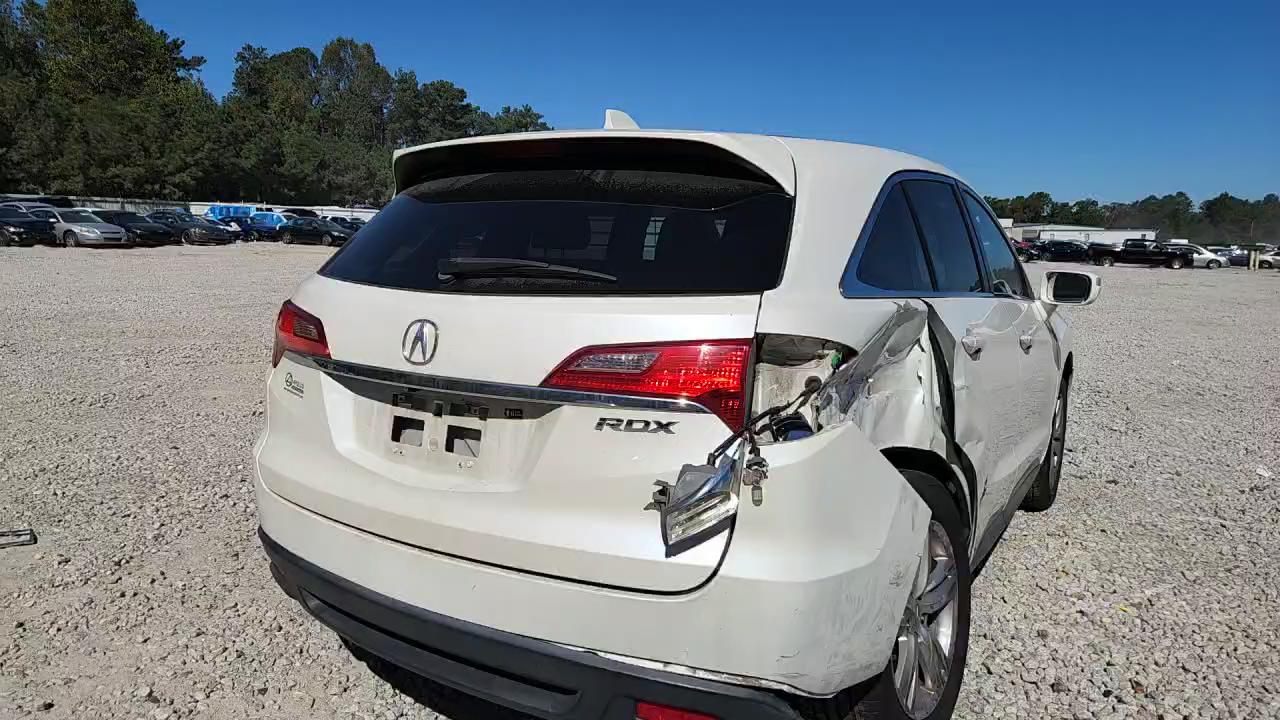 Фото: 5J8TB4H54EL001383