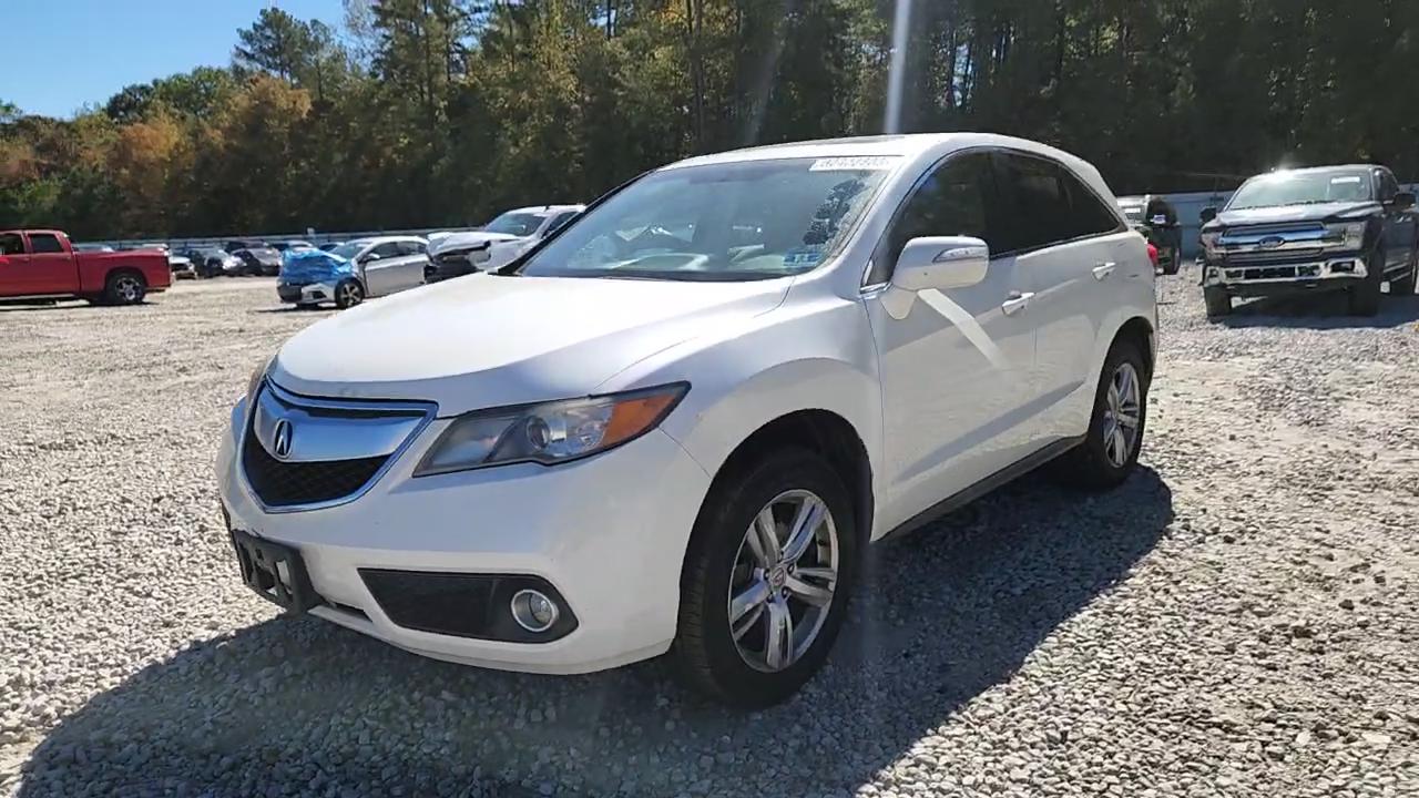 Фото: 5J8TB4H54EL001383