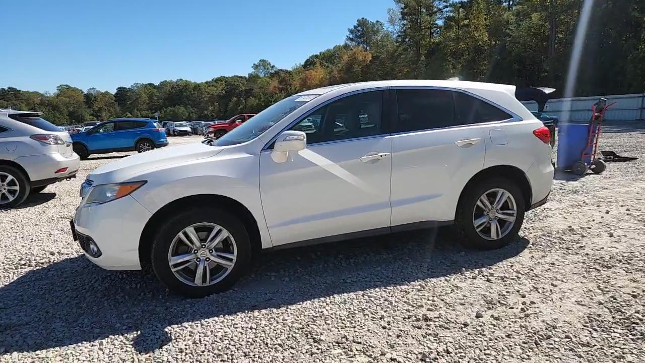 Фото: 5J8TB4H54EL001383