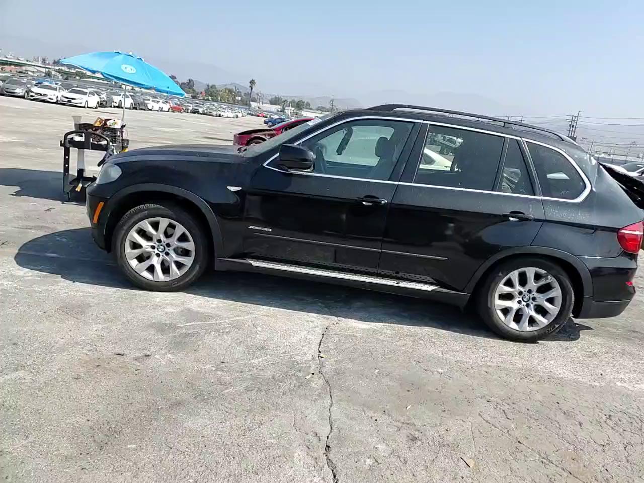 Фото: 5UXZV4C58D0E00368