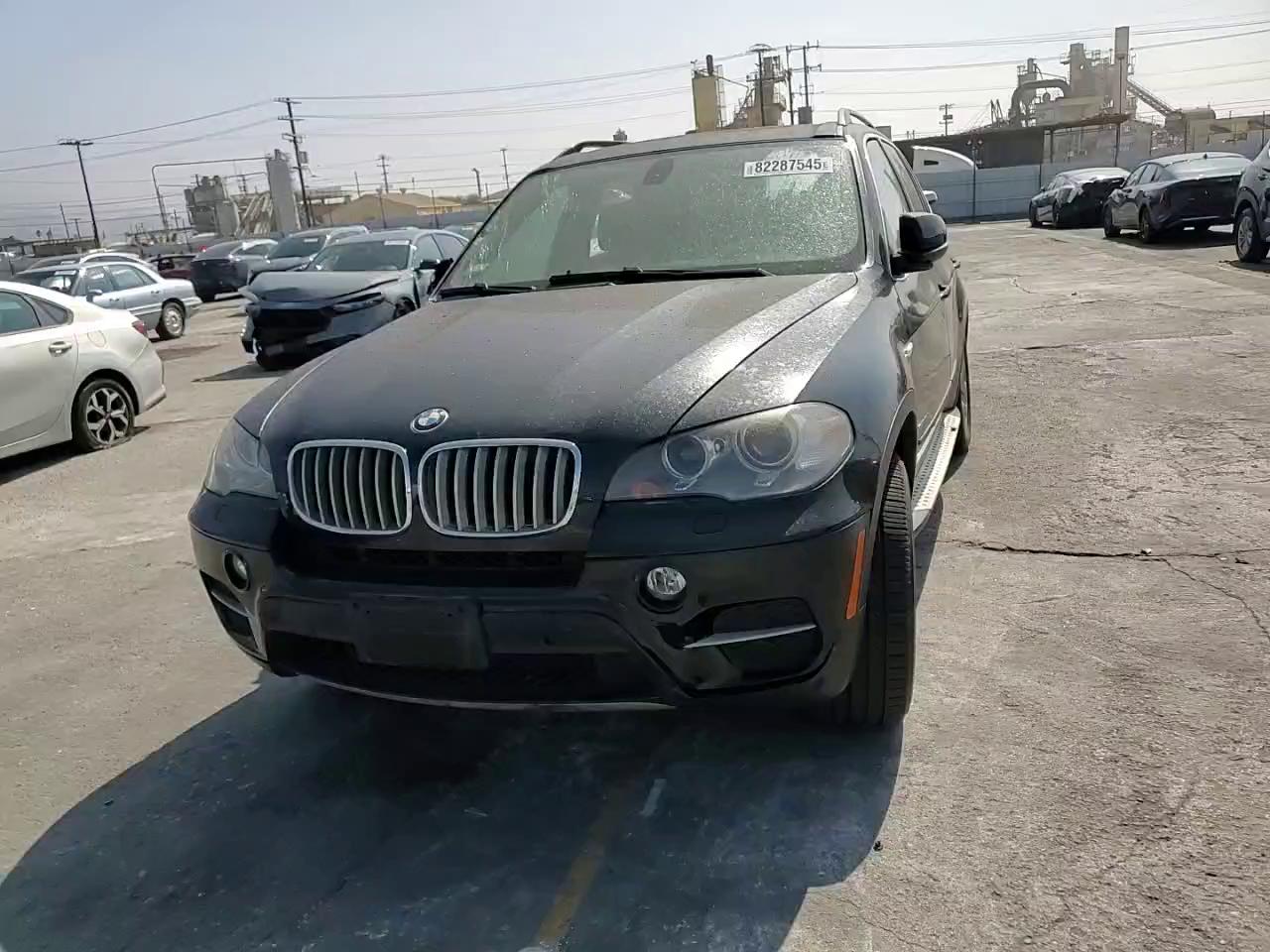 Фото: 5UXZV4C58D0E00368