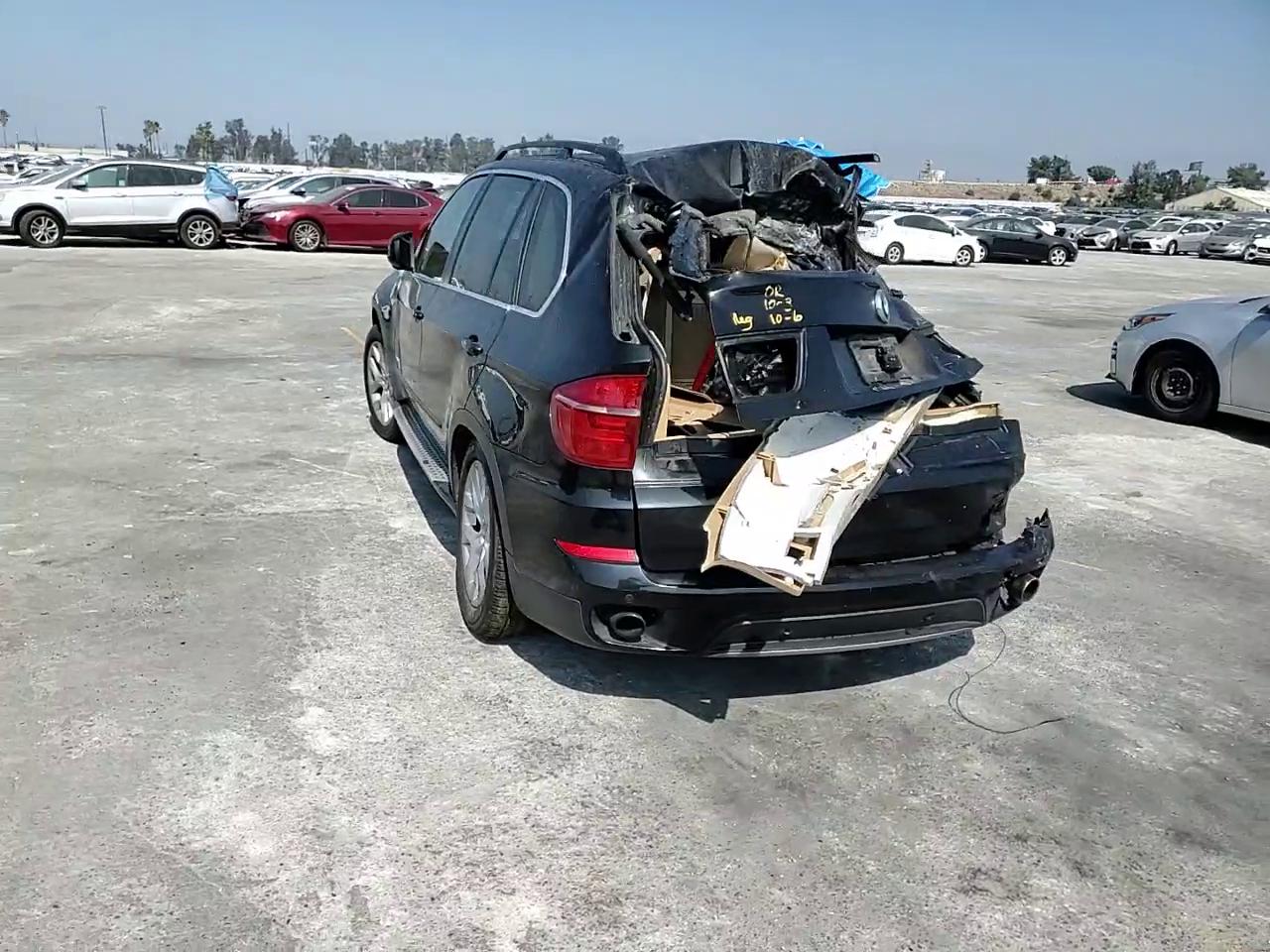 Фото: 5UXZV4C58D0E00368