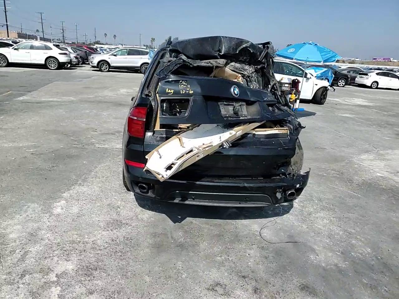 Фото: 5UXZV4C58D0E00368