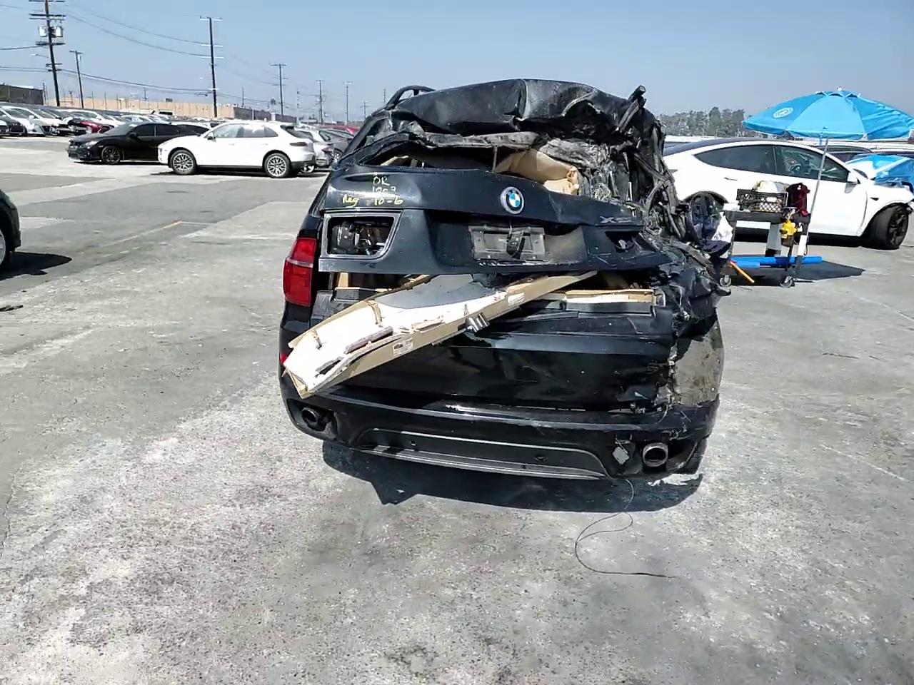 Фото: 5UXZV4C58D0E00368