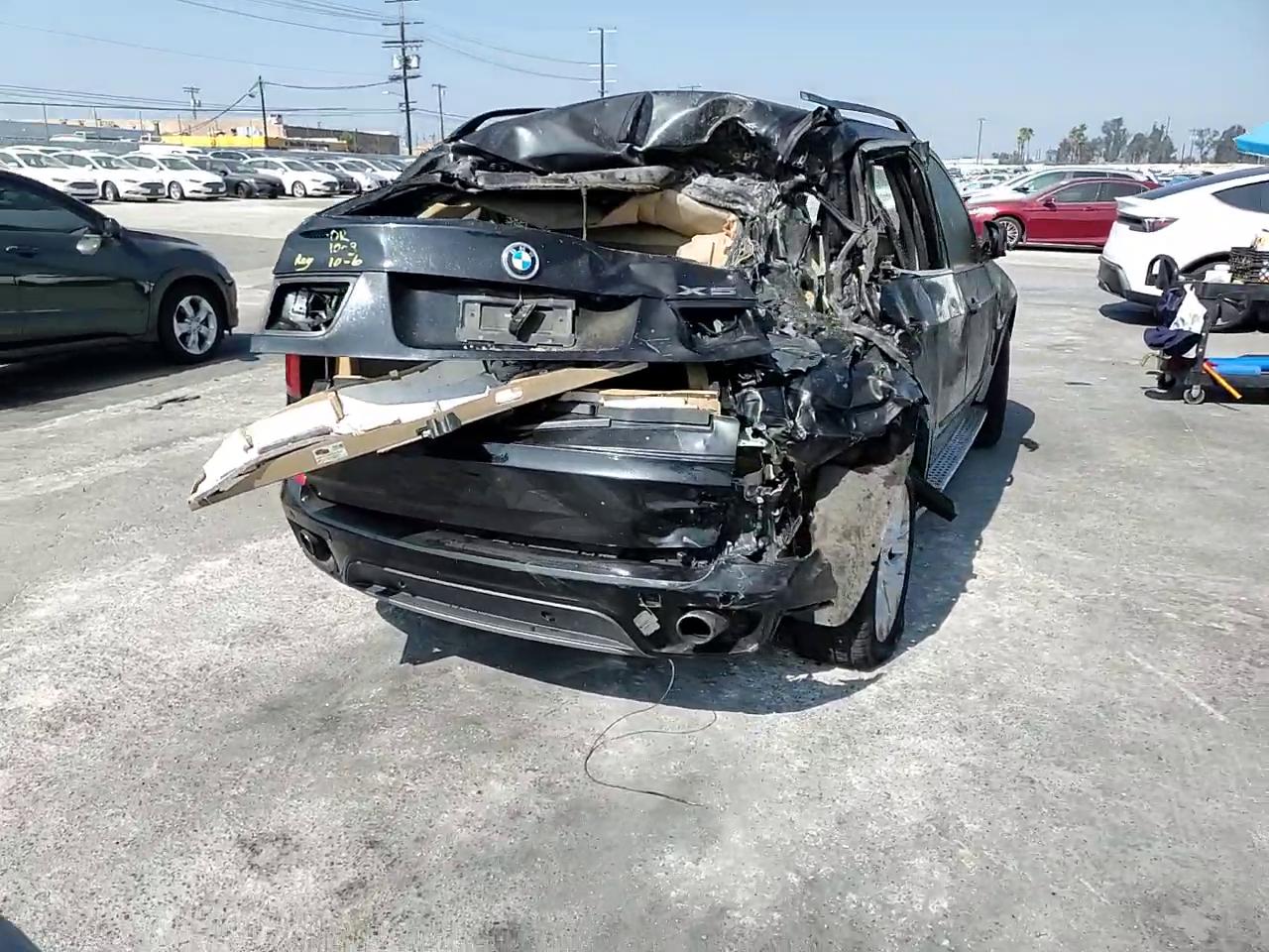 Фото: 5UXZV4C58D0E00368