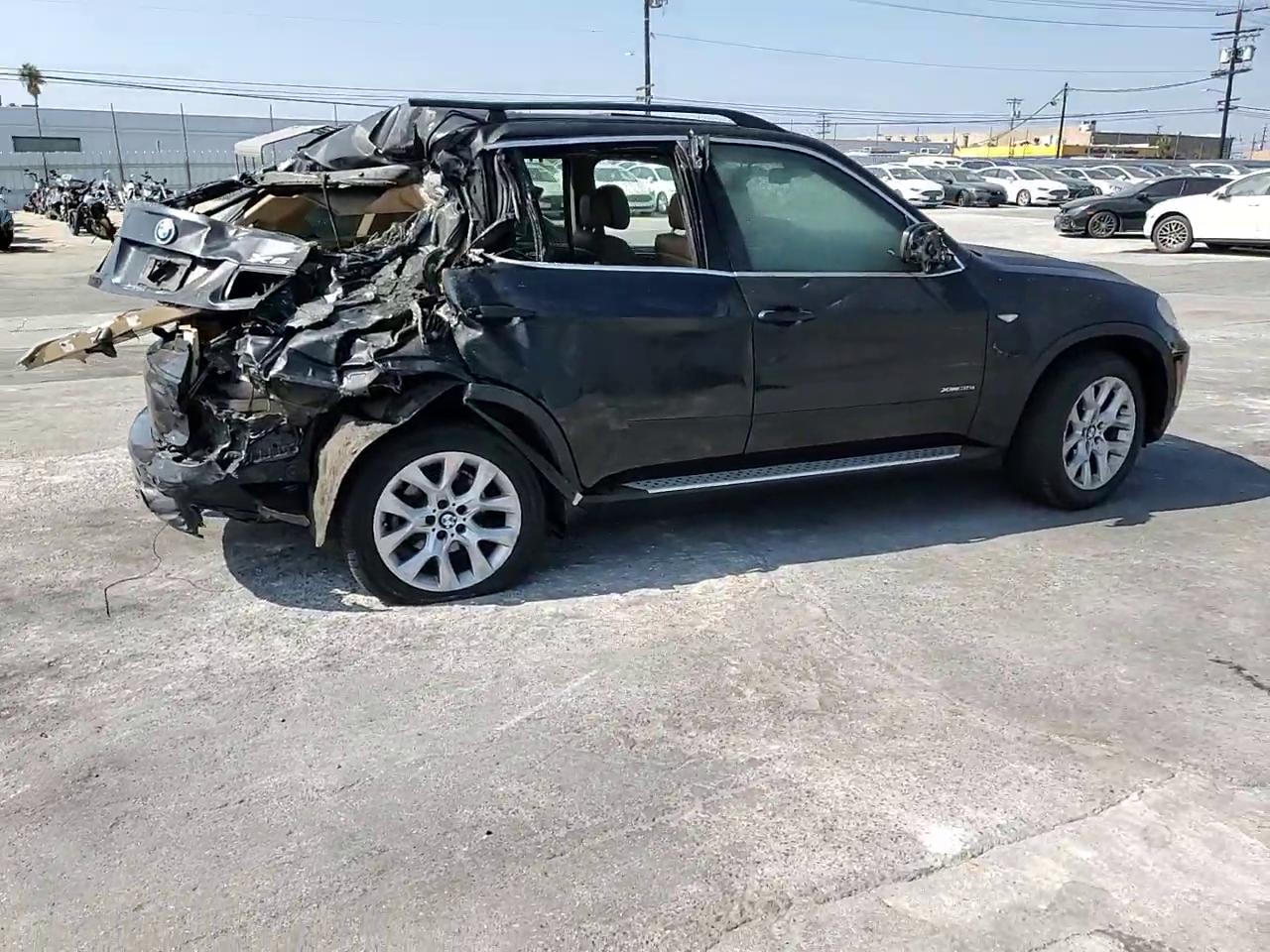 Фото: 5UXZV4C58D0E00368