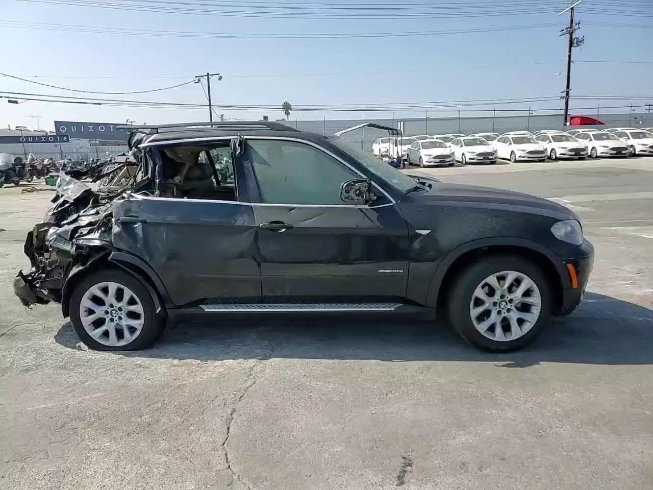 Фото: 5UXZV4C58D0E00368