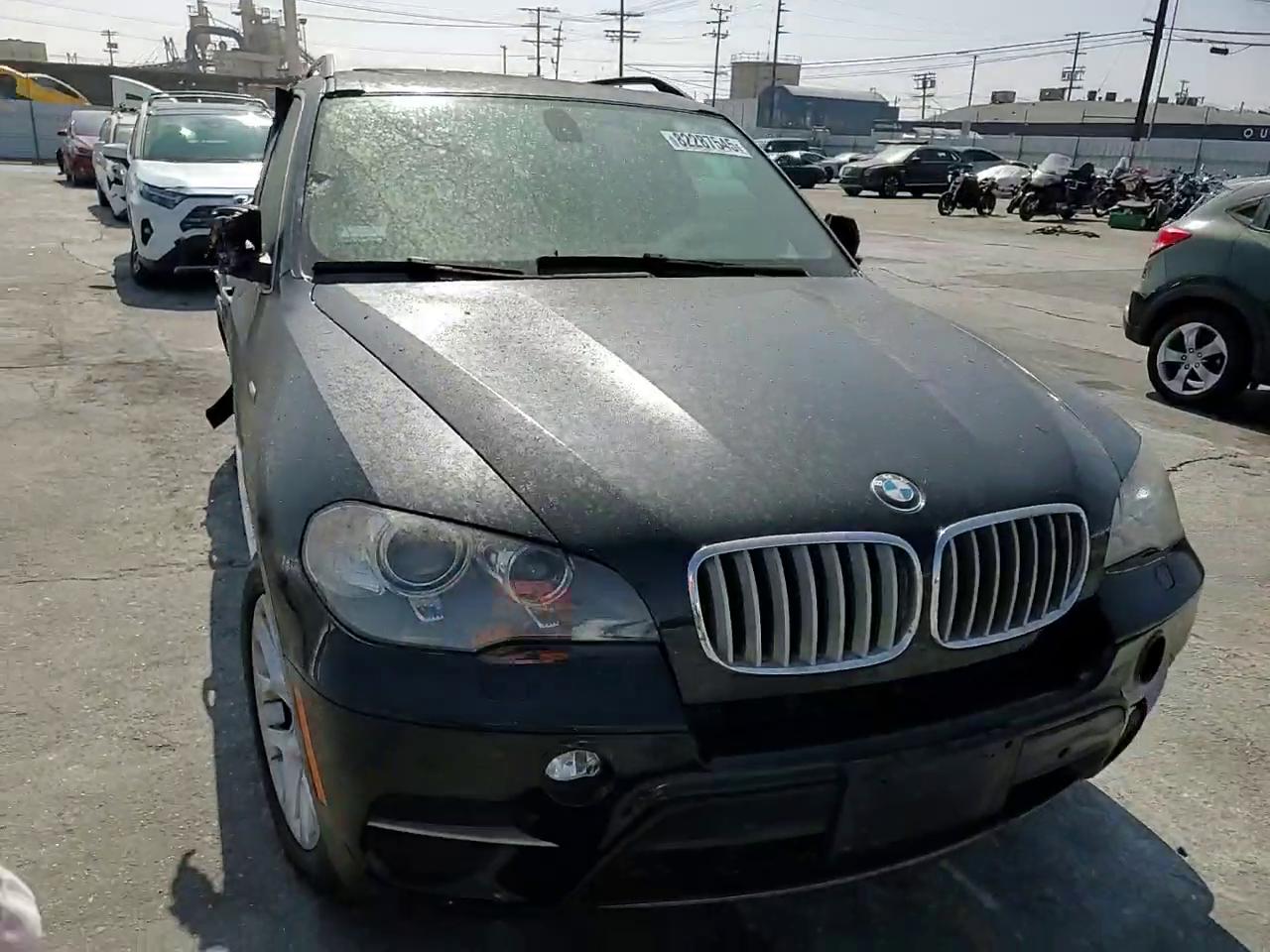 Фото: 5UXZV4C58D0E00368