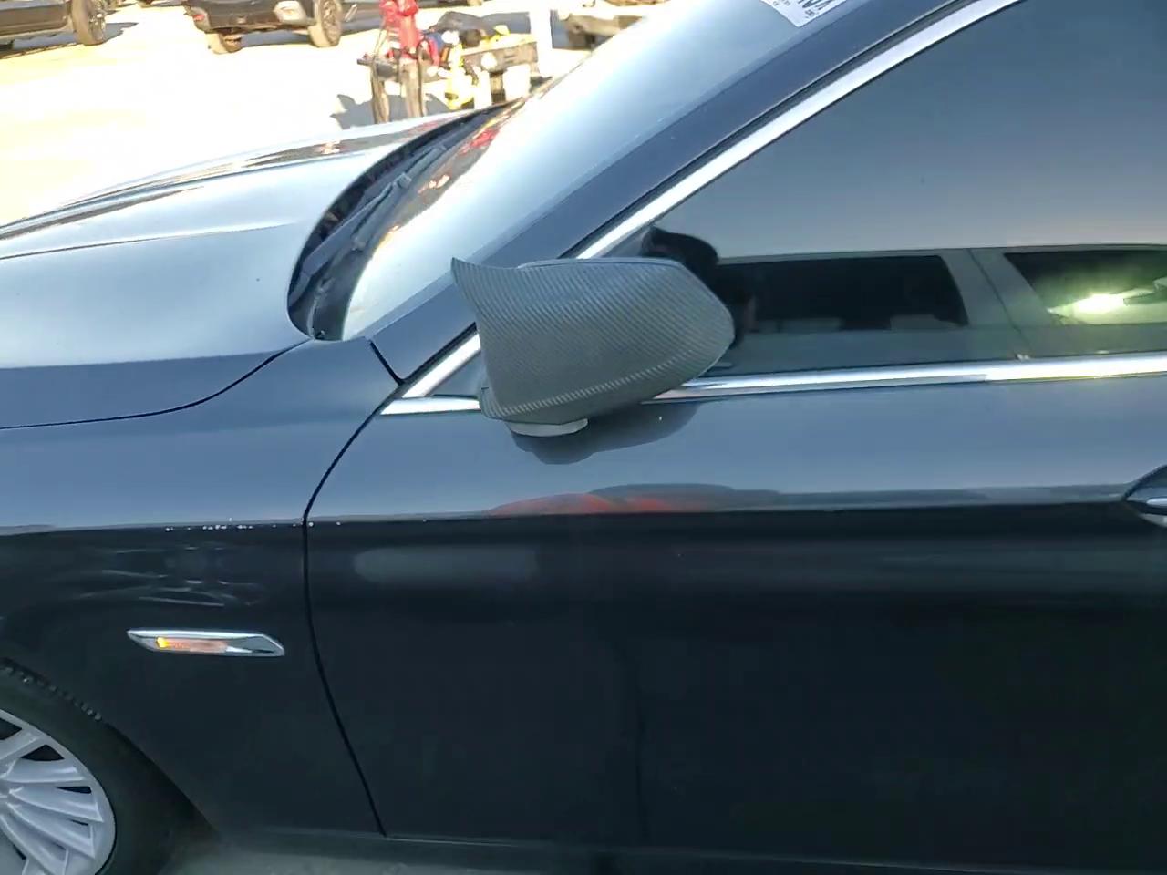 Фото: WBAFR7C53BC266997