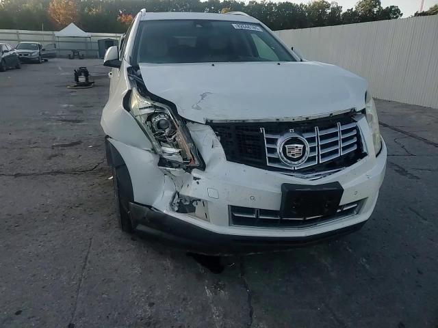 2016 Cadillac Srx Luxury Collection VIN: 3GYFNBE34GS573801 Lot: 82648185