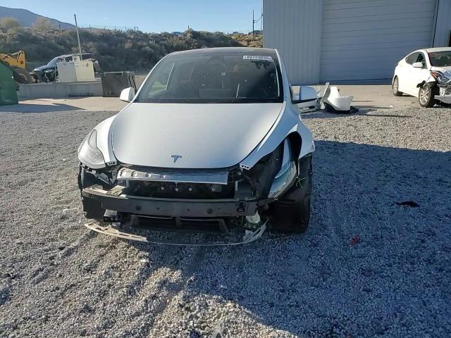 2023 Tesla Model Y VIN: 7SAYGAEE1PF813595 Lot: 89723055